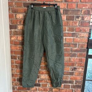 Stunt Sports womens vintage silk pull on jogger track pants green large